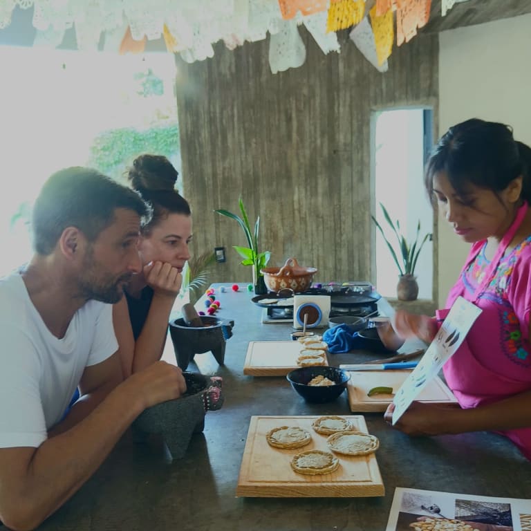 Cata de Mezcal, Mole y Chocolate 8