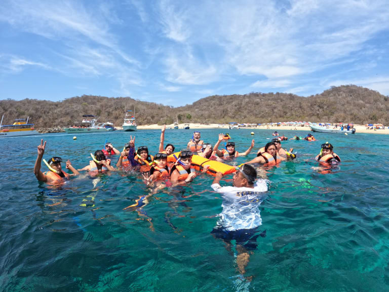7 Bays of Huatulco Tour 12
