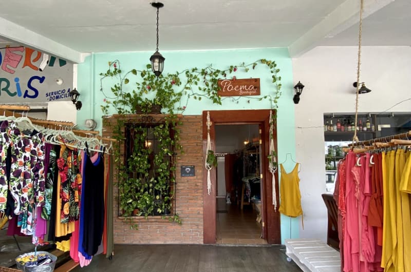 Poema Boutique — photo 1