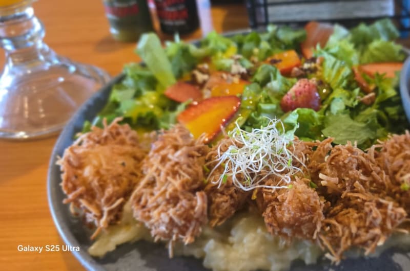 El Chiquilin Costeño • Mariscos & Sports Bar — photo 3
