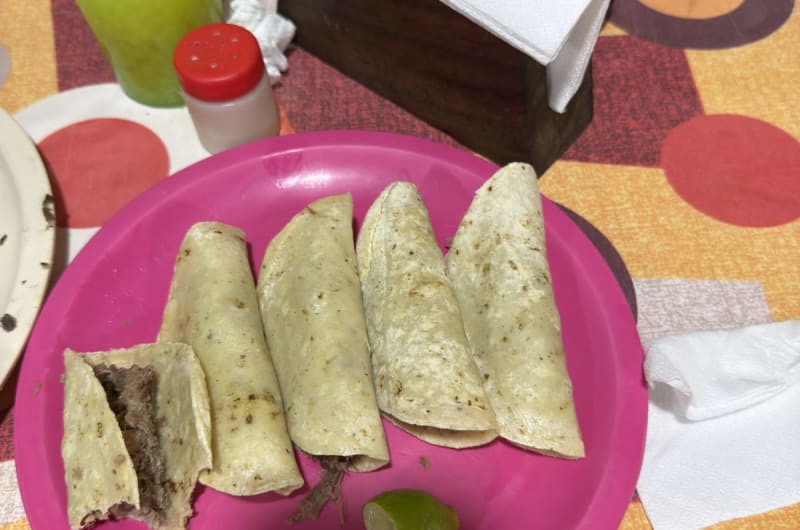 Tlayudas y Antojitos la More — photo 2