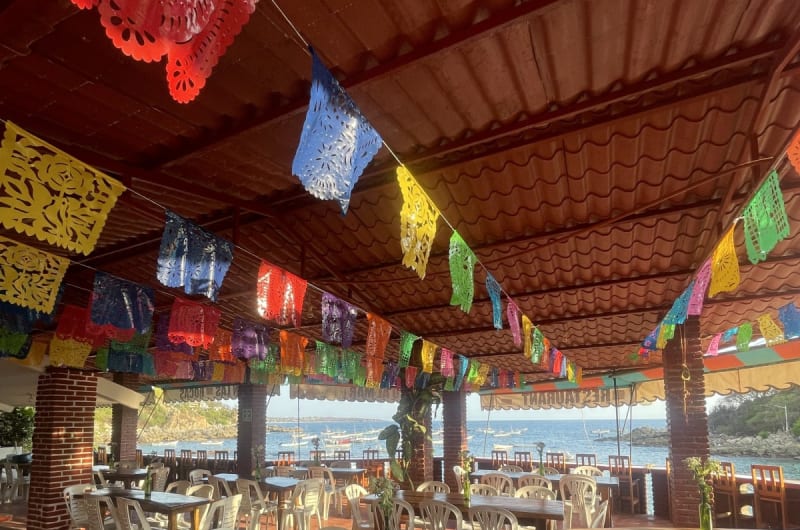 Terraza Junto al mar en las rocas — photo 1