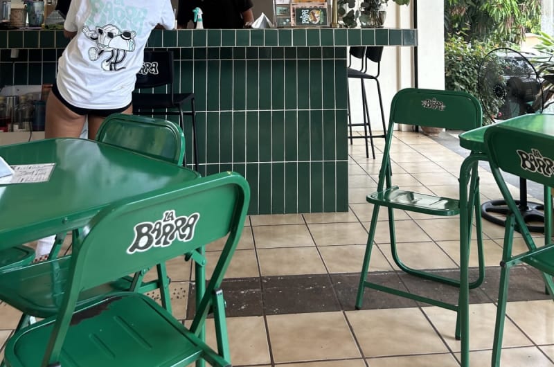 La Barra Deli — photo 2