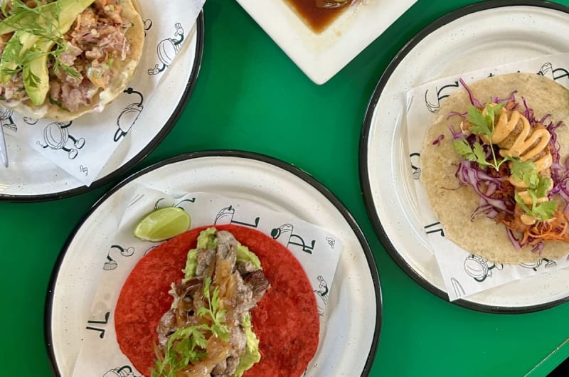 La Barra Deli — photo 3