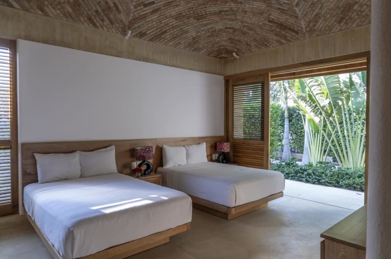 La Flia - Oceanfront Luxury — photo 2