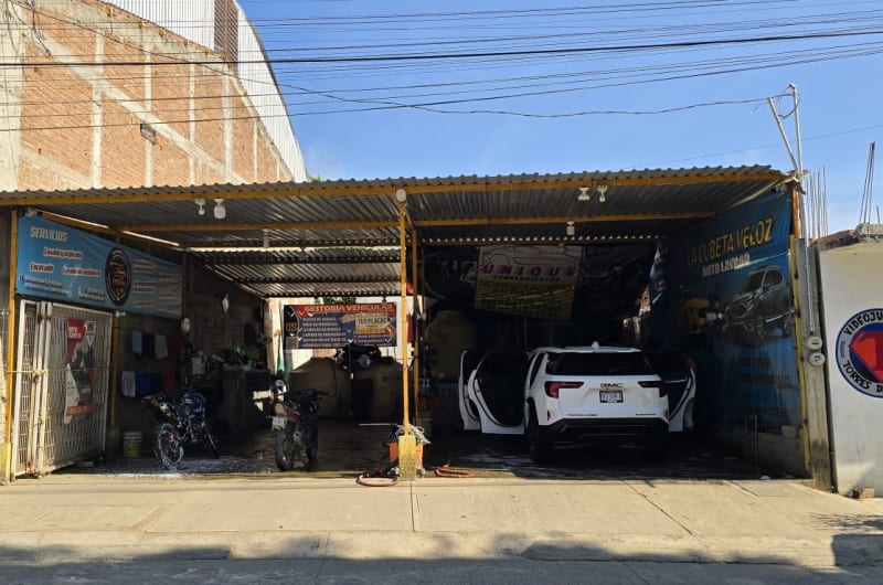 Car Wash & Detailing "La Cubeta Veloz" — photo 2