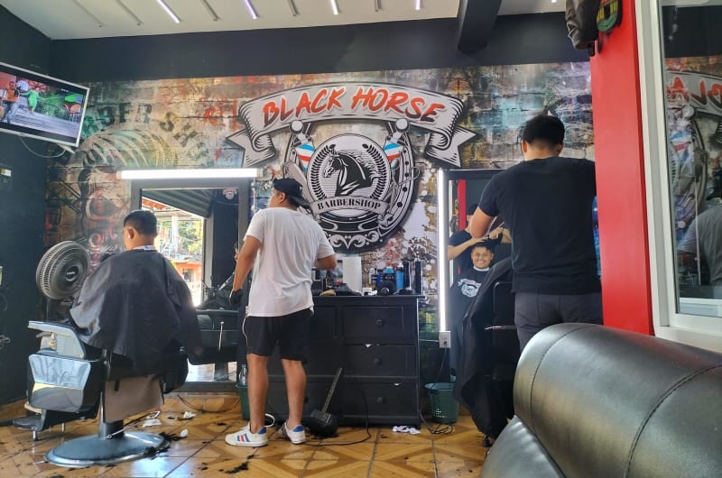 Black Horse barberia — photo 2