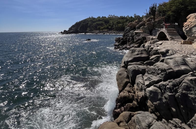 El Faro — photo 1