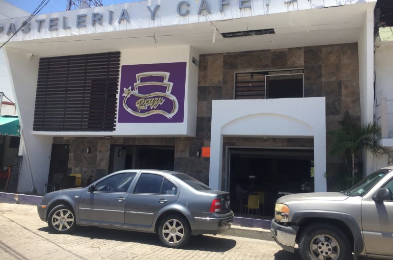 Pastry & Cafeteria Reyzi — photo 1