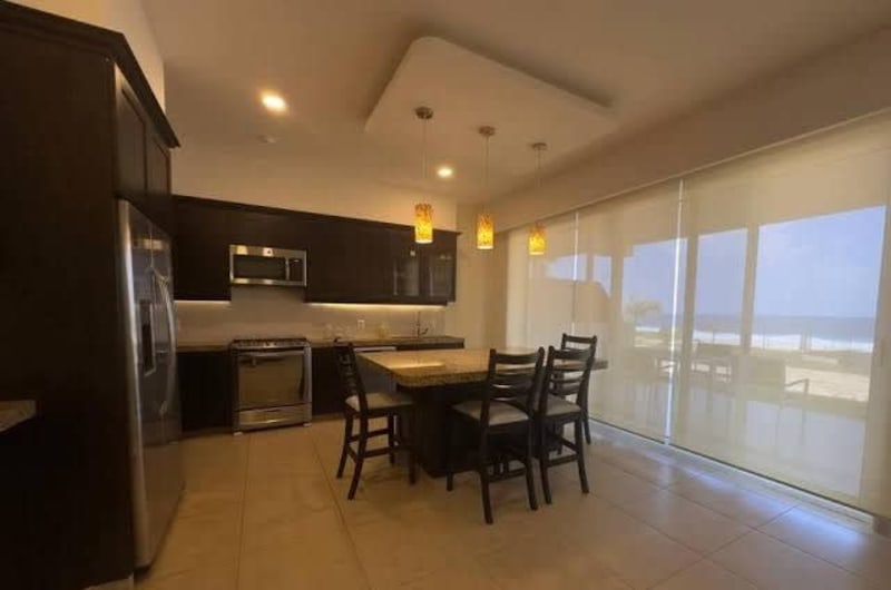 Beachfront Apartment in Puerto Escondido at Vivo Resort - Two-Bedroom Apartment with Ocean View — photo 3