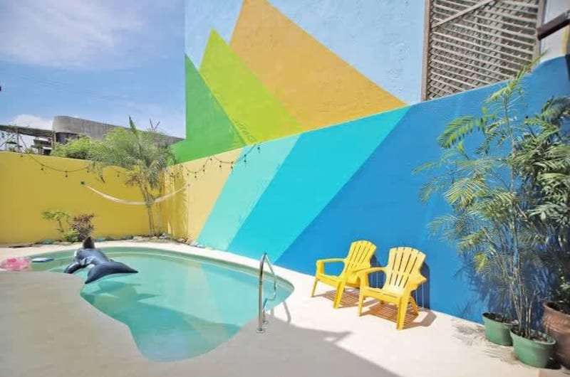 2BR -Water at Mikasa- Fast WIFI, King beds, AC, Near beach, Pool — photo 3