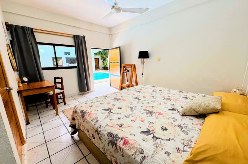 Sunset Suites — photo 2