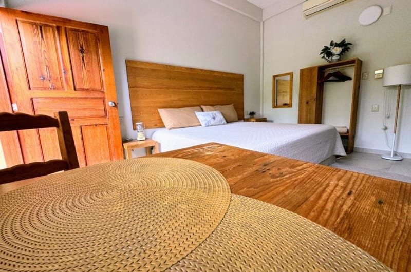 Sunset Suites — photo 3