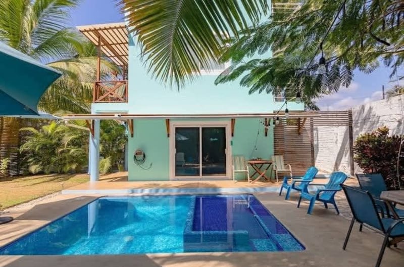 Modern and beautiful Beach House just a few steps from the beach. — photo 1