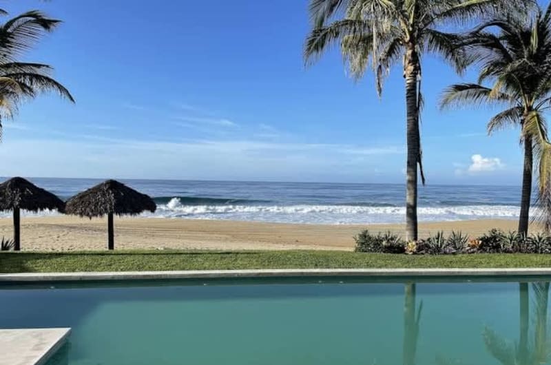 Beach Front Puerto Escondido Villa, with 4 primary bedrooms and private pool — photo 1