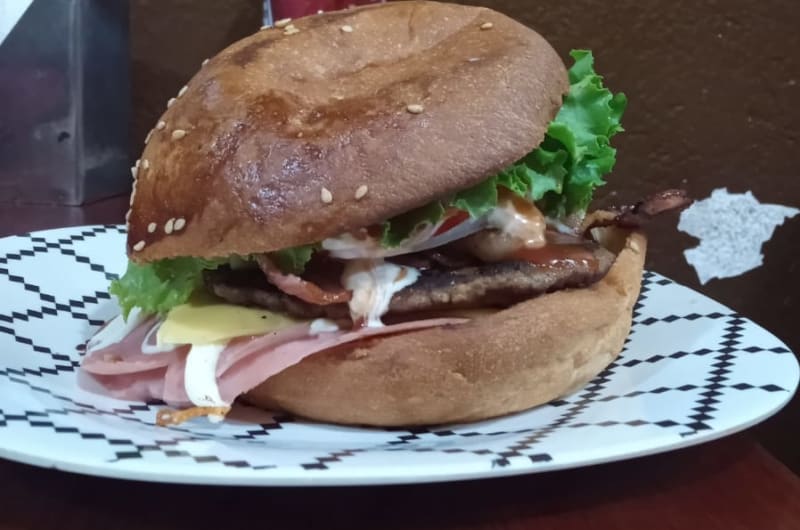 Hamburguesas El Istmeño — photo 3