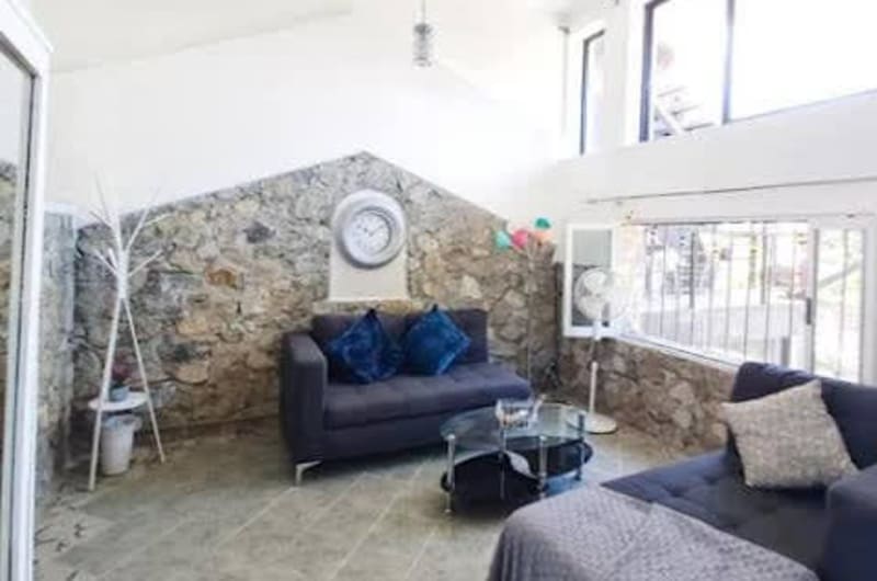 Casita Piedra - One-Bedroom Apartment — photo 3