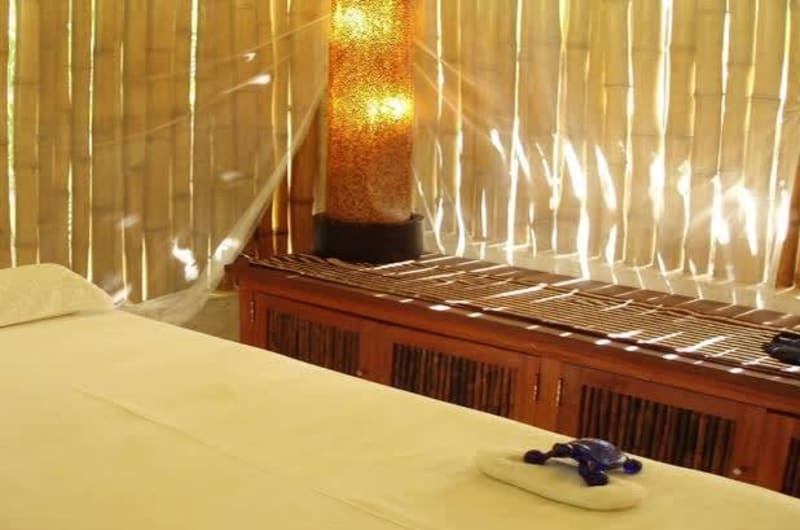 Rate by room, Pto Escondido best high class Villa on the beach, Thai Style. — photo 3