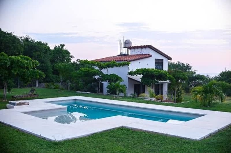 Charming 2-bedroom cottage with WiFi, AC in awesome Puerto Escondido — photo 3