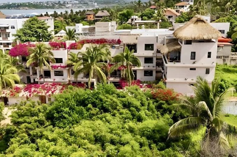 Premium Garden View Lofts - Casa Leah Puerto Escondido — photo 3