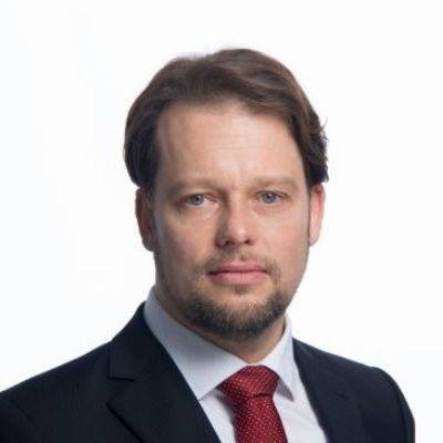 Björn Arzt of Logos Capital