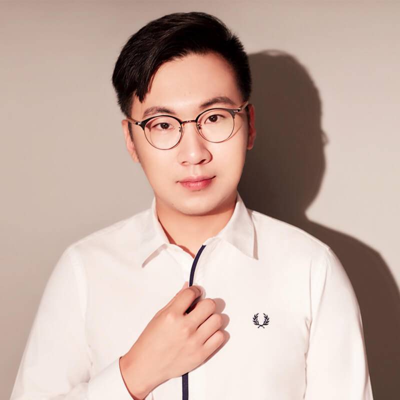 Chi Feng, CEO photo