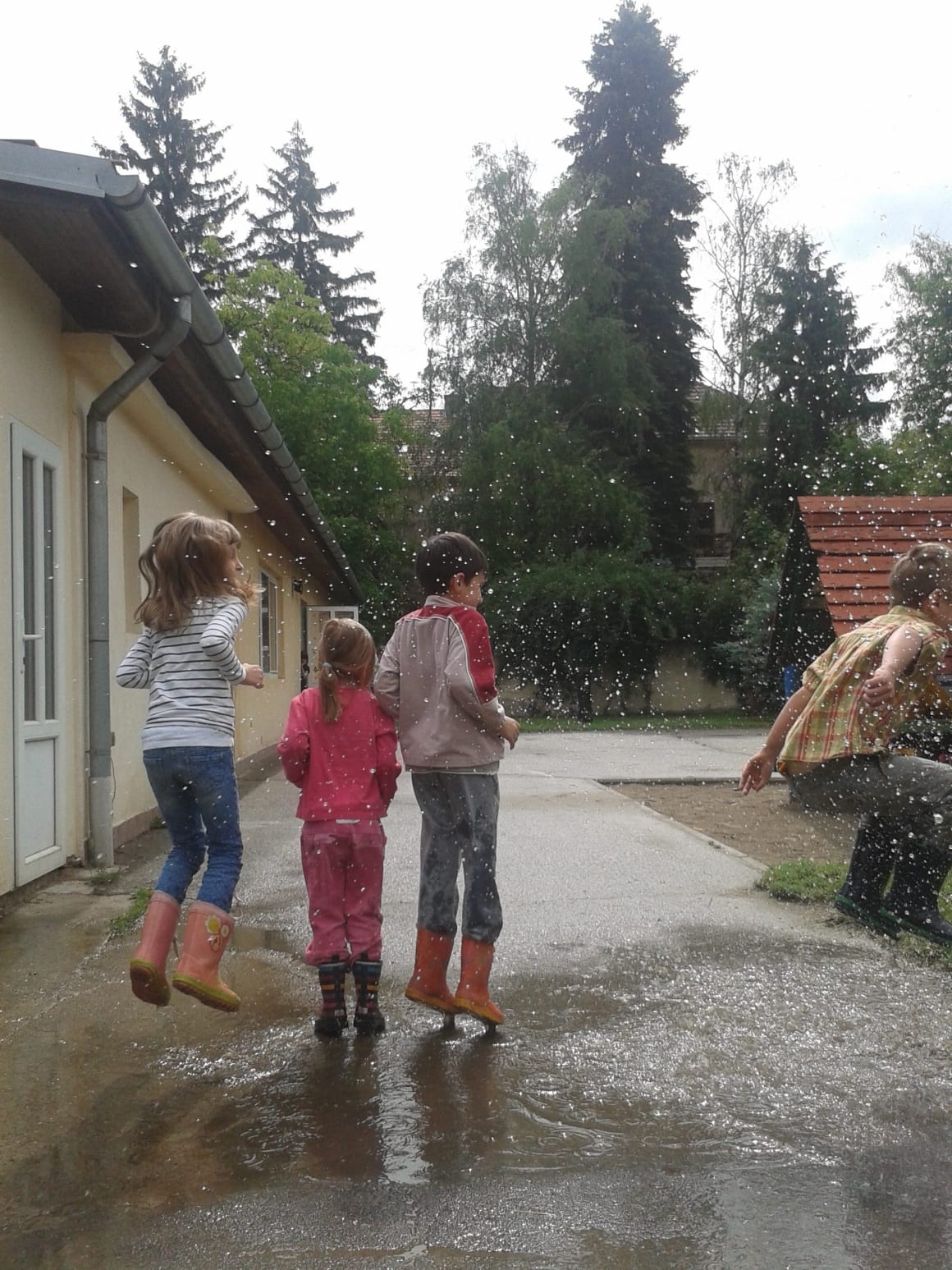 Skakanje po lokvama Skakanje po lokvama