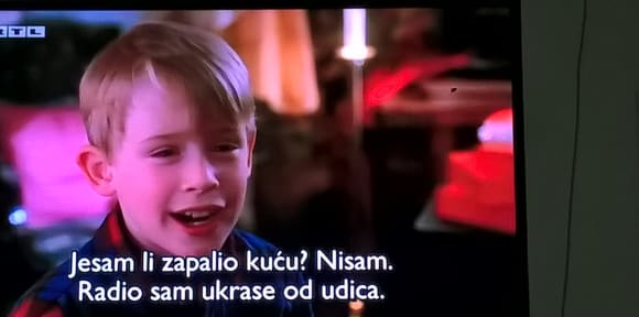 Sami u kući…