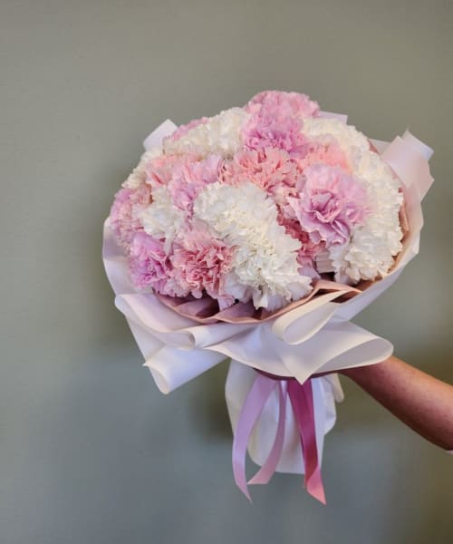 20241010_094324_u6fbix – kompozycja kwiatowa Magnolia Góra Kalwaria