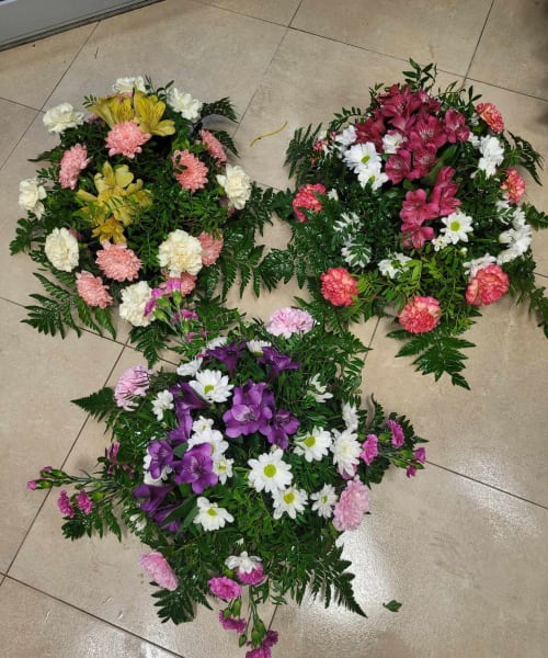 73833e41-3504-4a13-9d17-7dc0592cab36_gzf4se – kompozycja kwiatowa Magnolia Góra Kalwaria