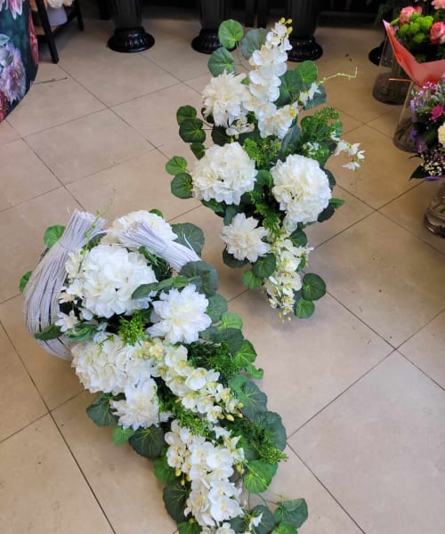 a7bd9e51-e9a0-482b-b083-6c19125460e7_d53vde – kompozycja kwiatowa Magnolia Góra Kalwaria