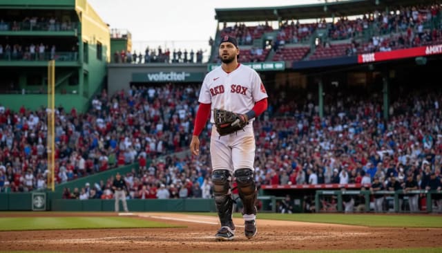 Red Sox Land Willson Contreras in Trade with Cardinals