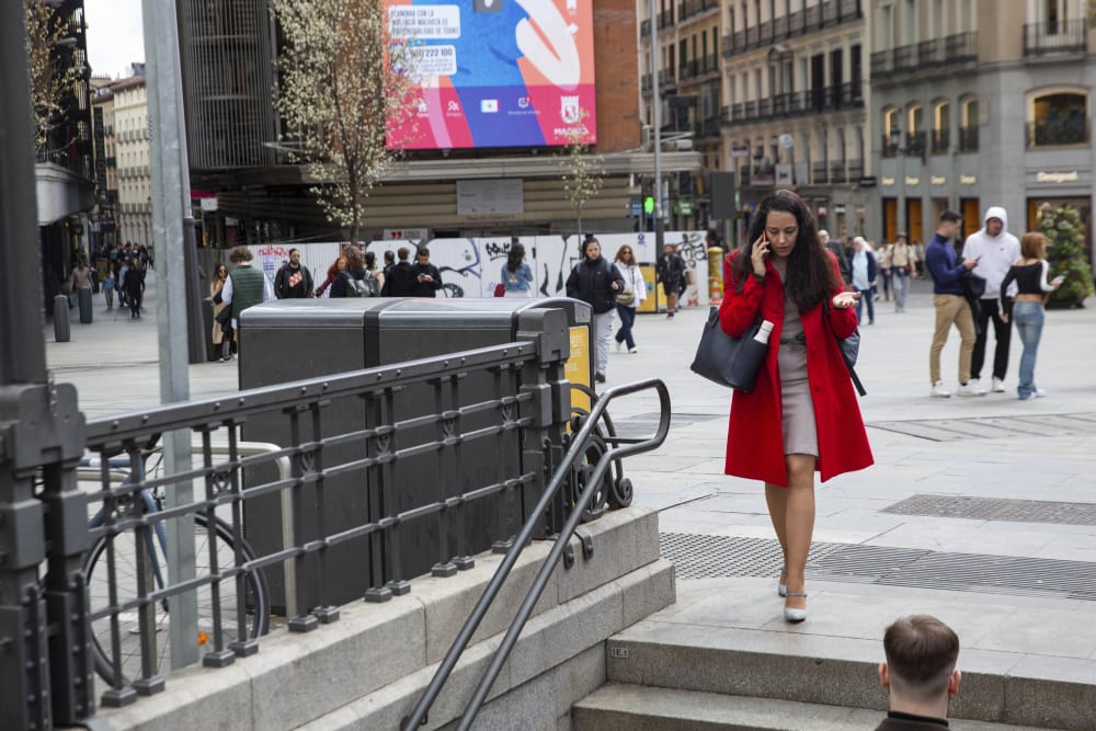 Consum obre expedient a una empresa de telecomunicacions per pràctiques abusives i blinda a l'usuari amb el prefix 400