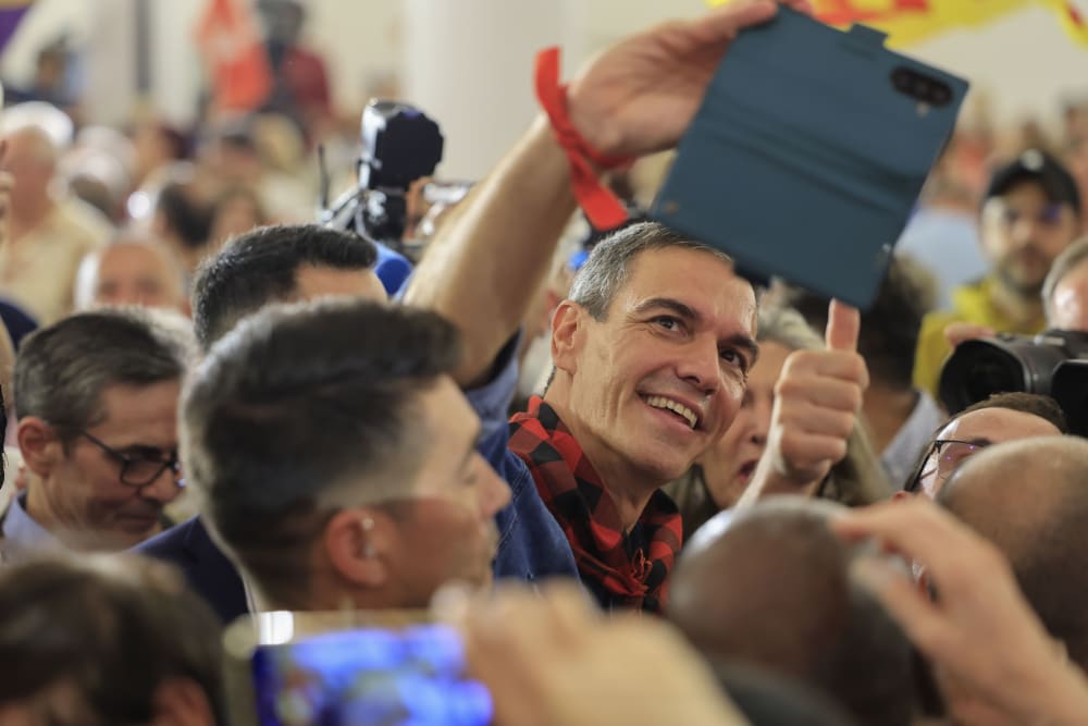 Tensió en el #PSOE davant les possibles imposicions de Ferraz en les llistes amb 4 punts calents