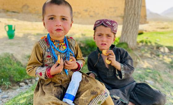 Les cares de l'Afganistan registren els nivells de fam enmig de violacions dels drets d'alt nivell