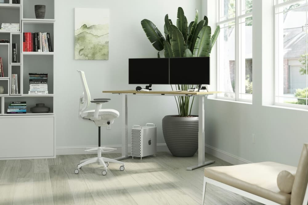 Millors escriptoris elevables. Quin comprar i 7 models recomanats