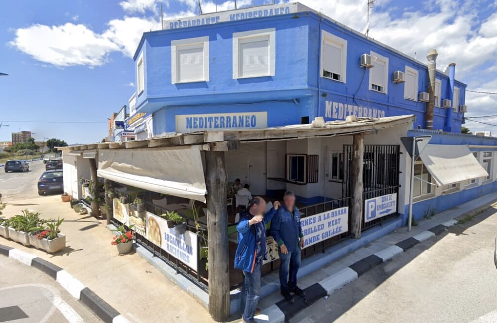 Bar Espanya va ser una conspiració inventada en 1997 per un perruquer de Castelló. Avui els seus creadors seran jutjats