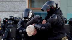 Van fugir de Rússia, però l'oest els va enviar de tornada.