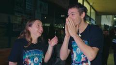 Un viatge de banda australià bisquetruans per trencar un rècord mundial de concerts.