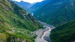 L'Índia i la Xina no són amics, però el Nepal els vol unir contra amenaces climàtica