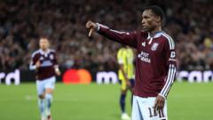 Nicolas Jackson celebrant un dels seus gols amb l'Aston Villa contra el Fenerbahçe.