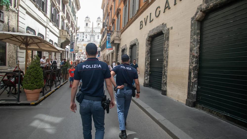Detingut per practicar 12 hores de tortures sexuals de masoquisme a la seva parella