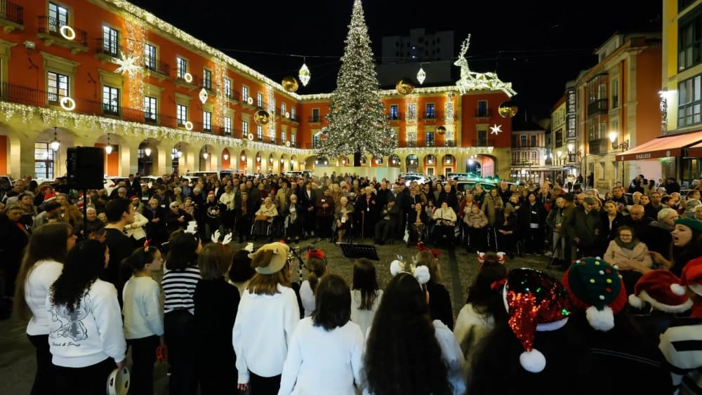 El mercat ambulant nadalenc de Gijón canviarà enguany: durarà 40 dies i comptarà amb 76 casetes i hostaleria