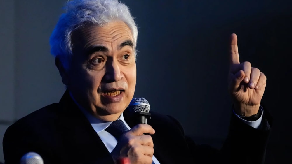 L'Agència Internacional de l'Energia avisa de problemes d'escassetat de dièsel "fins a ben entrat 2027"