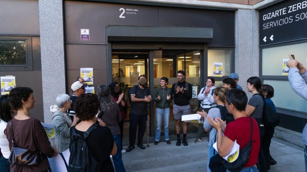 Ajornat el desnonament d'una família de Donosti previst per al dilluns 19