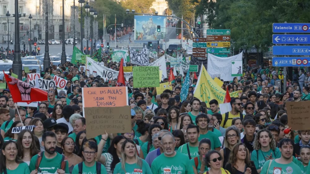 La tercera jornada de vaga manté la mobilització dels professors i prepara la segona manifestació entre Atocha i la porta del Sol