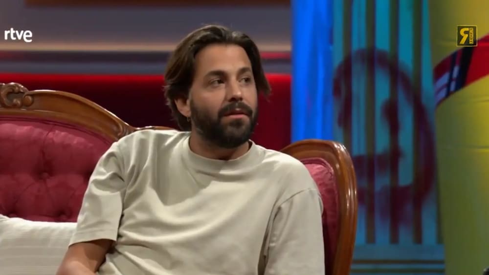 Salvador Sobral revela en 'La Revolta' la seva peculiar lluna de mel en solitari: "Vaig conèixer allí a una sueca una nit"