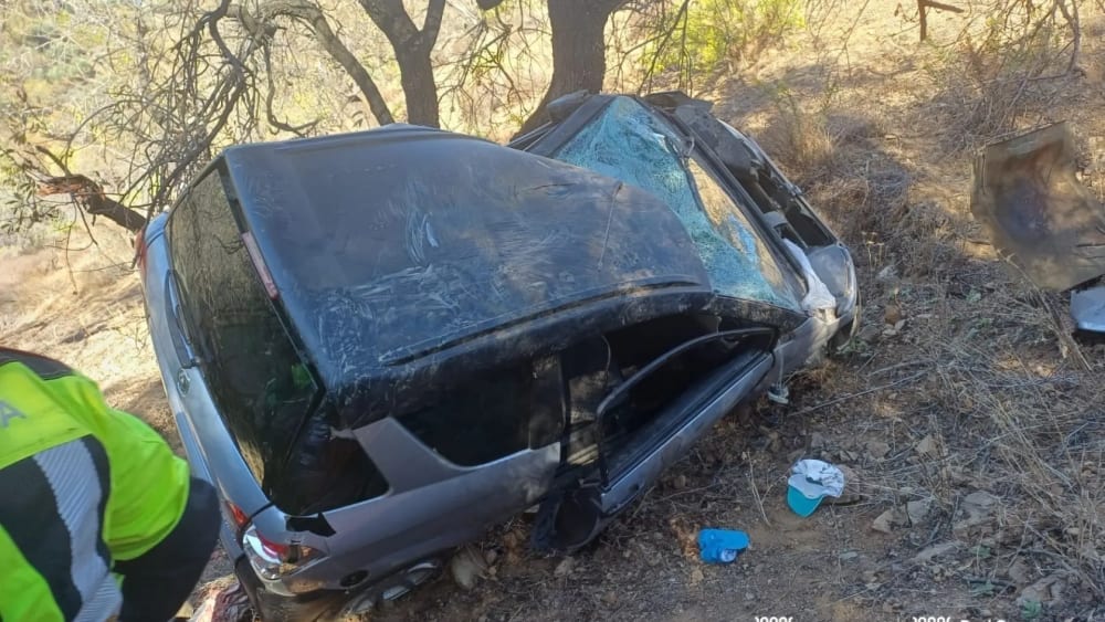 Dos ferits després de caure el seu vehicle per un desnivell d'uns 50 metres a Màlaga