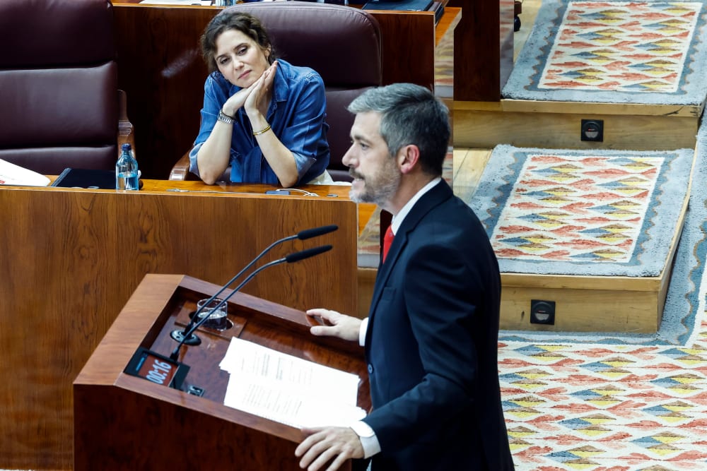 Les gairebé 100 preguntes sobre les incògnites de l'àtic reben una resposta similar de l'Executiu d'Ayuso: ja està tot contestat