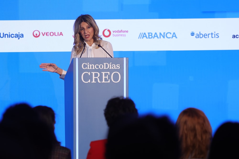 Yolanda Díaz, als empresaris: “Millorin els salaris. L'esforç no pot caure només en el #SMI”